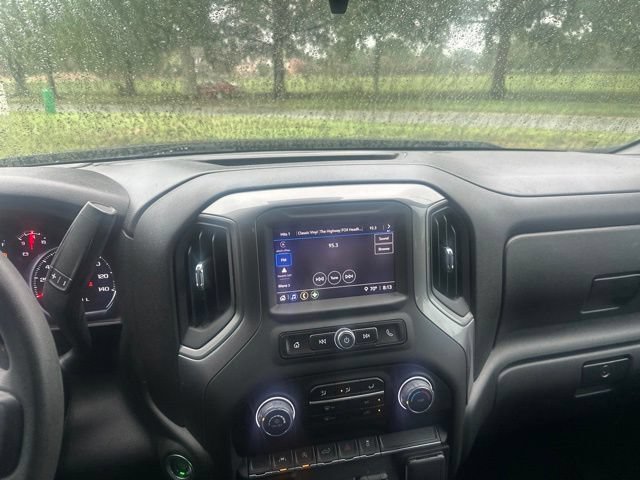 Used 2022 Chevrolet Silverado 1500 Custom AWD/4WD image 13