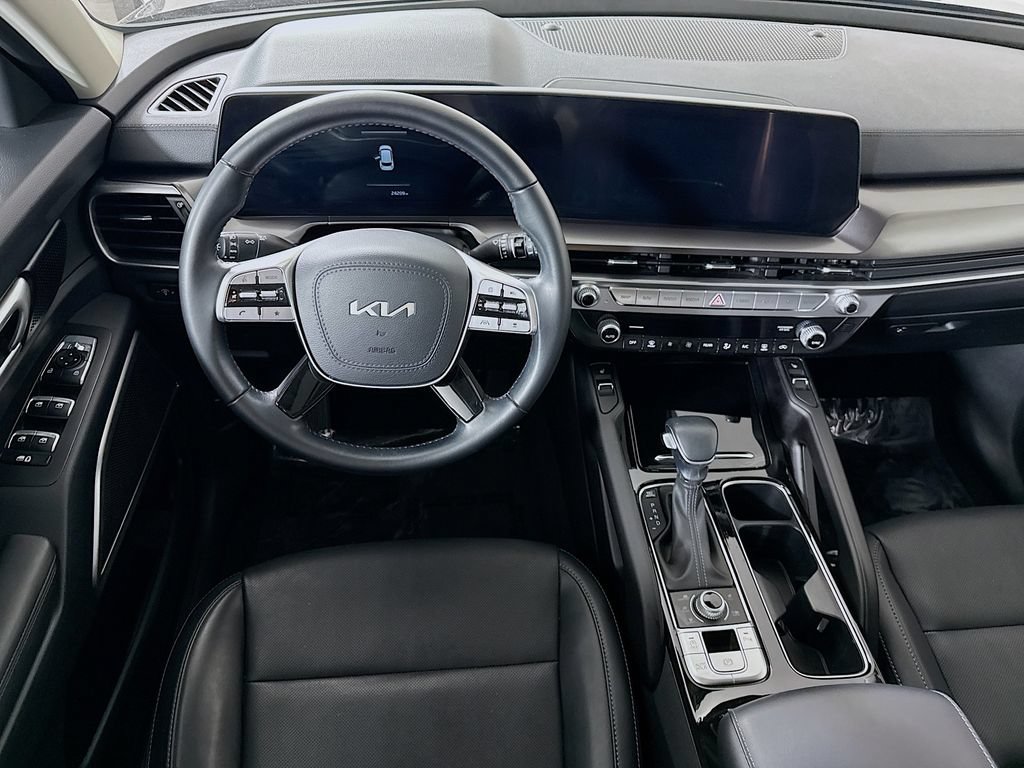 Used 2024 Kia Telluride S w/ S Sunroof Package AWD/4WD image 3