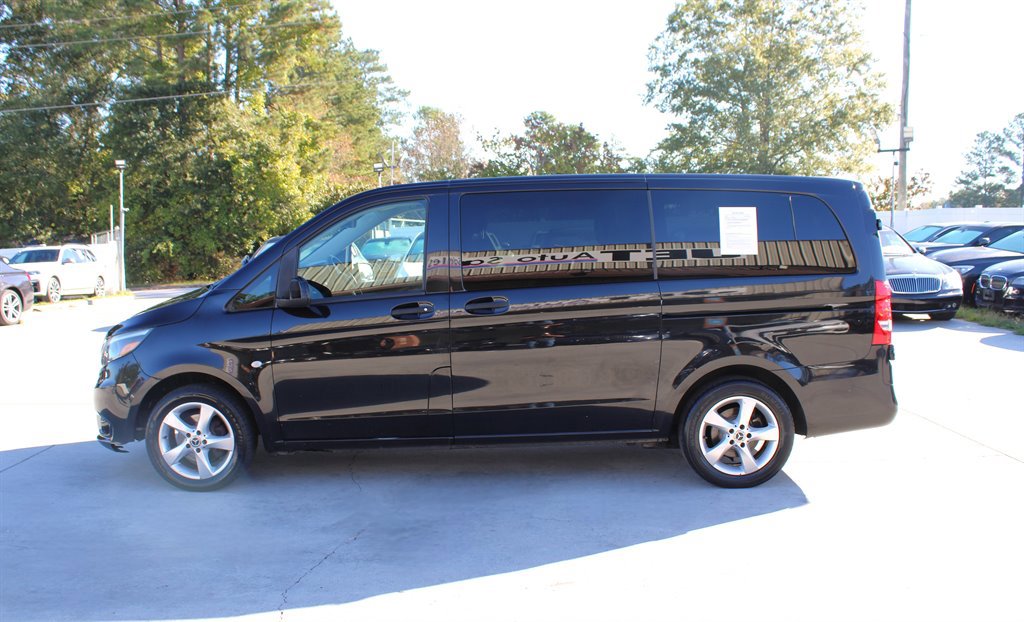Used 2018 Mercedes-Benz Metris Passenger image 2