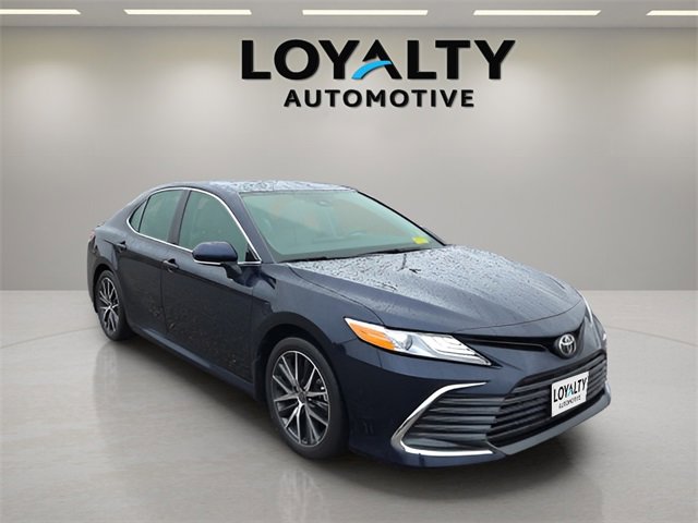 Used 2022 Toyota Camry XLE image 7