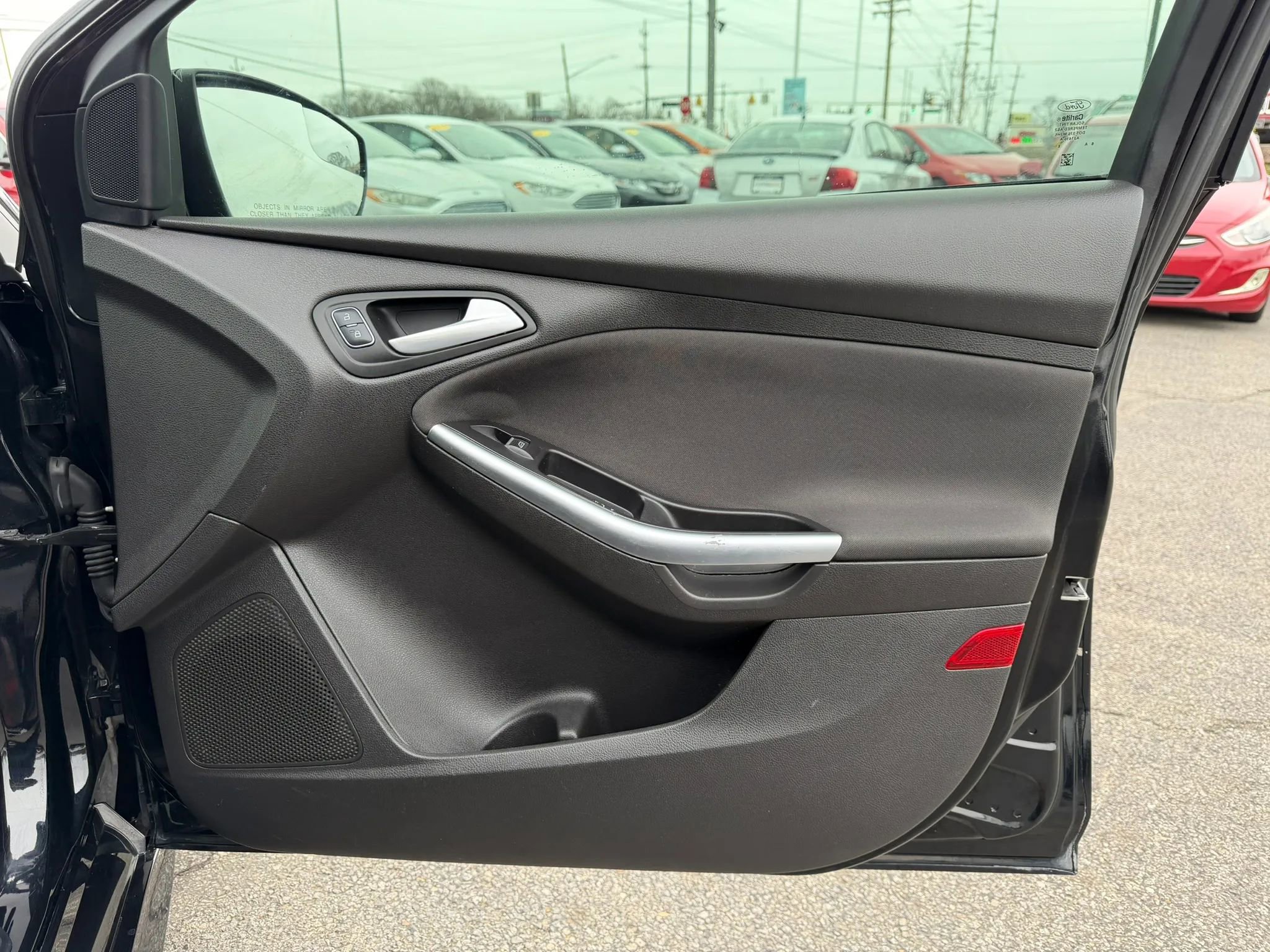 Used 2017 Ford Focus ST image 27