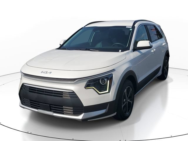 Certified 2024 Kia Niro EX FWD image 2
