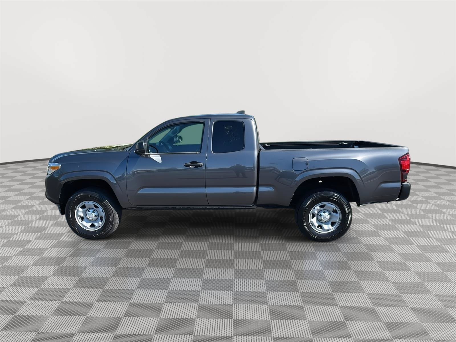 Used 2021 Toyota Tacoma SR RWD image 13