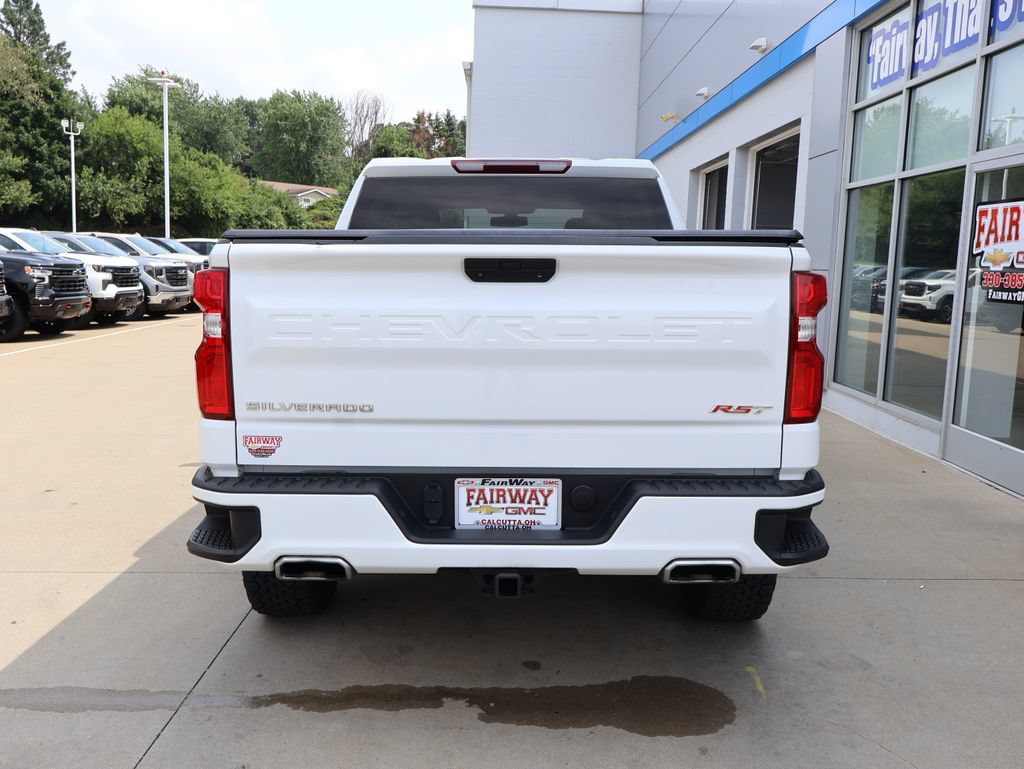 Certified 2022 Chevrolet Silverado 1500 RST AWD/4WD image 9