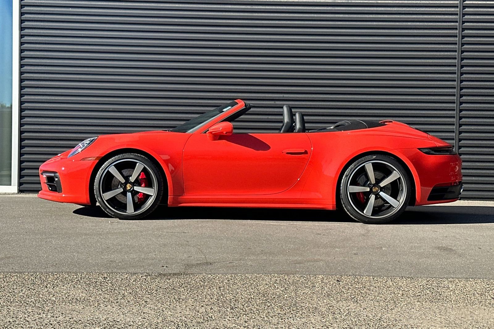 Used 2022 Porsche 911 Carrera S image 2