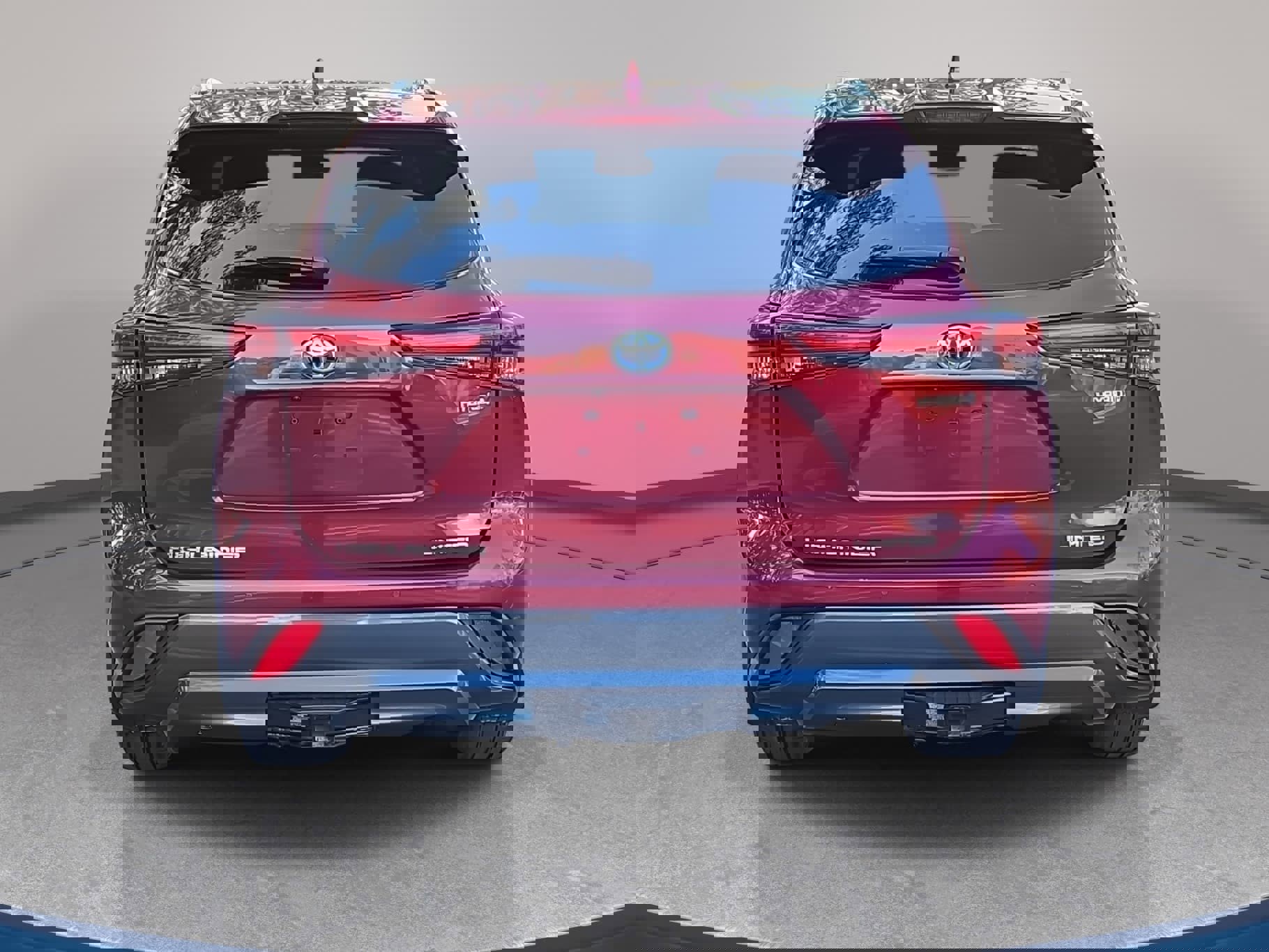 Used 2023 Toyota Highlander Limited image 6