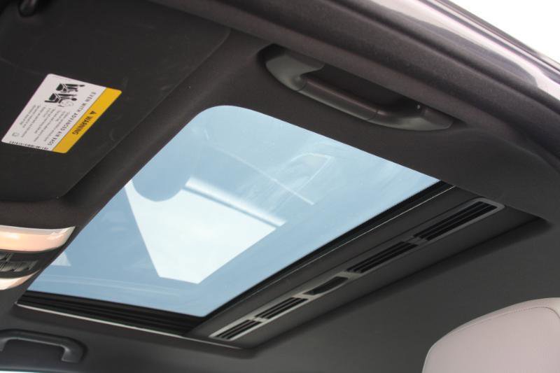 Used 2009 Mercedes-Benz C 300 Sport image 28