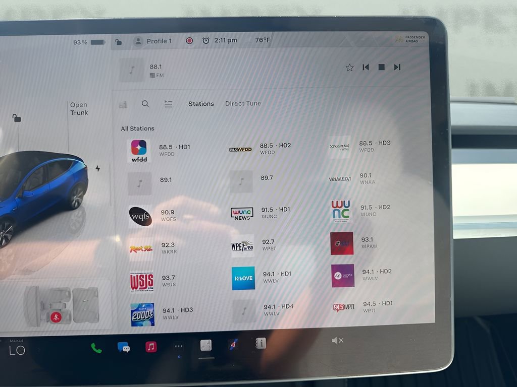 Used 2024 Tesla Model Y Long Range image 19