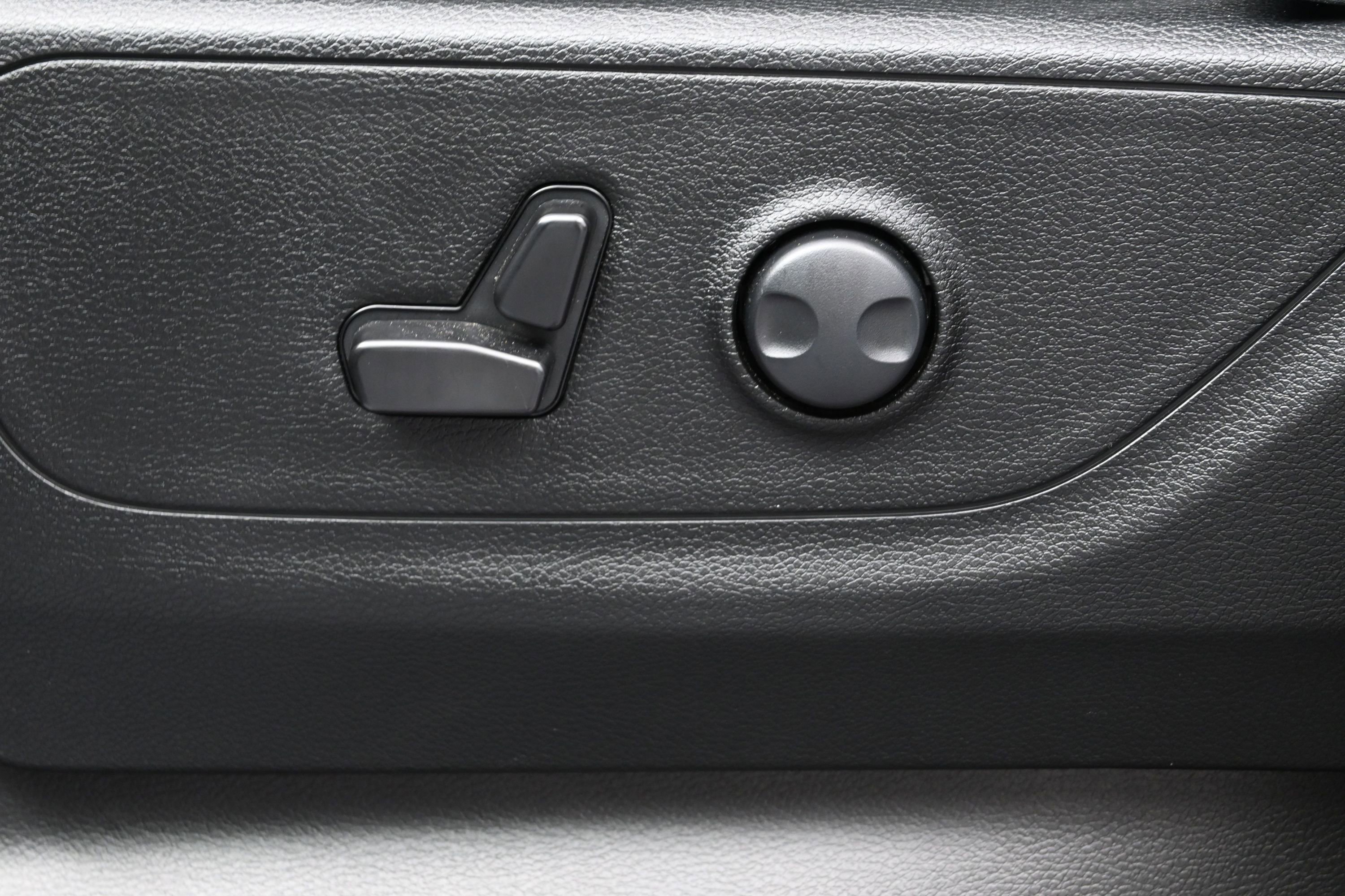 Used 2025 RAM 1500 Lone Star AWD/4WD image 10