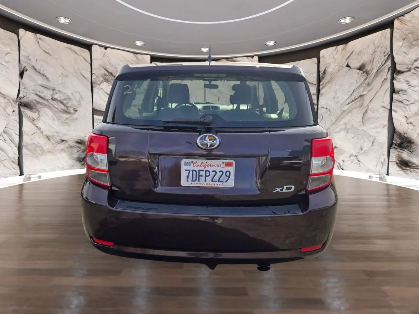 Used 2013 Scion xD image 7