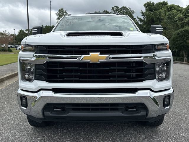 Used 2025 Chevrolet Silverado 2500 LT w/ Convenience Package AWD/4WD image 2