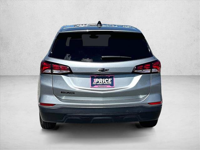 Used 2024 Chevrolet Equinox LS w/ LS Convenience Package FWD image 4