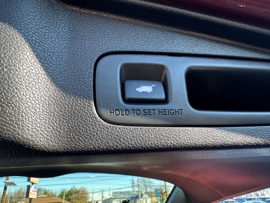 Used 2019 Honda CR-V Touring image 34