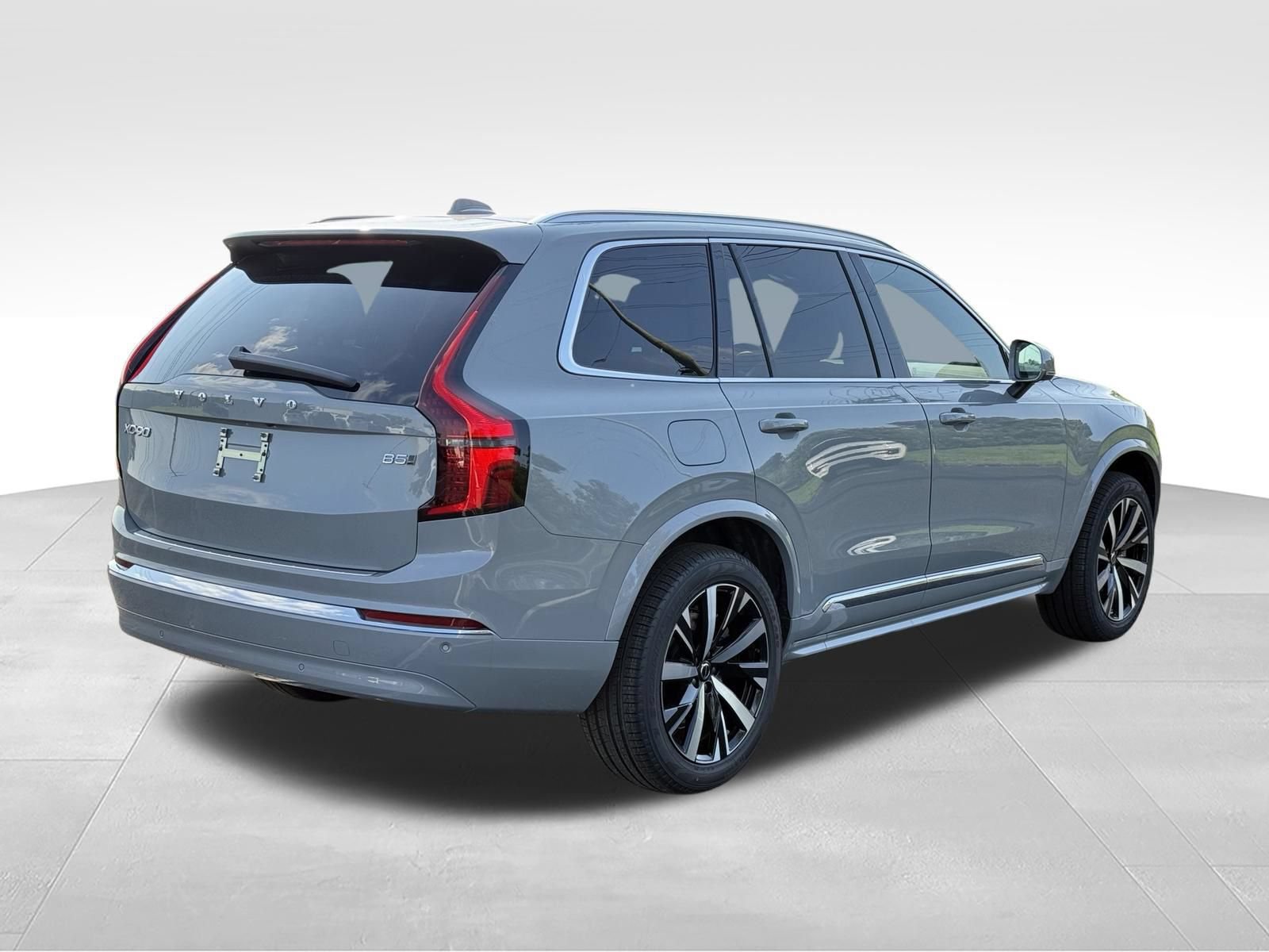 New 2027 Volvo XC60 B5 Core AWD/4WD image 6
