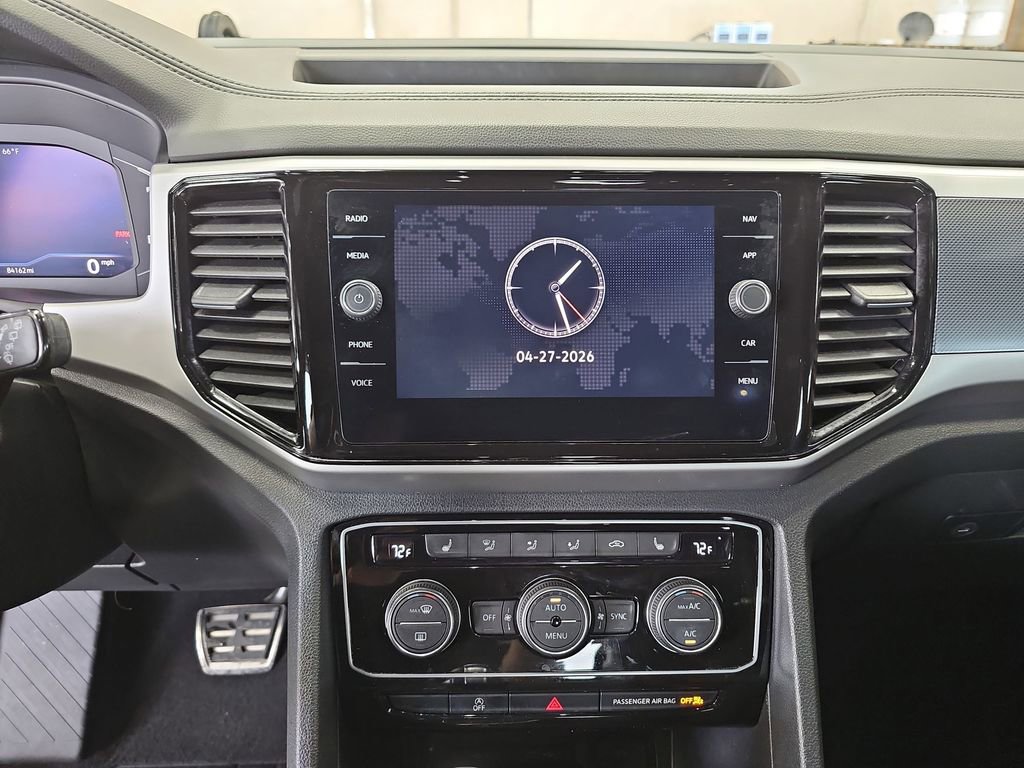 Used 2022 Volkswagen Atlas Cross Sport SEL R-Line AWD/4WD image 20