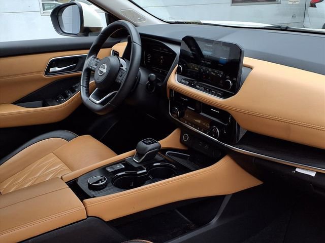 Used 2023 Nissan Rogue Platinum AWD/4WD image 27