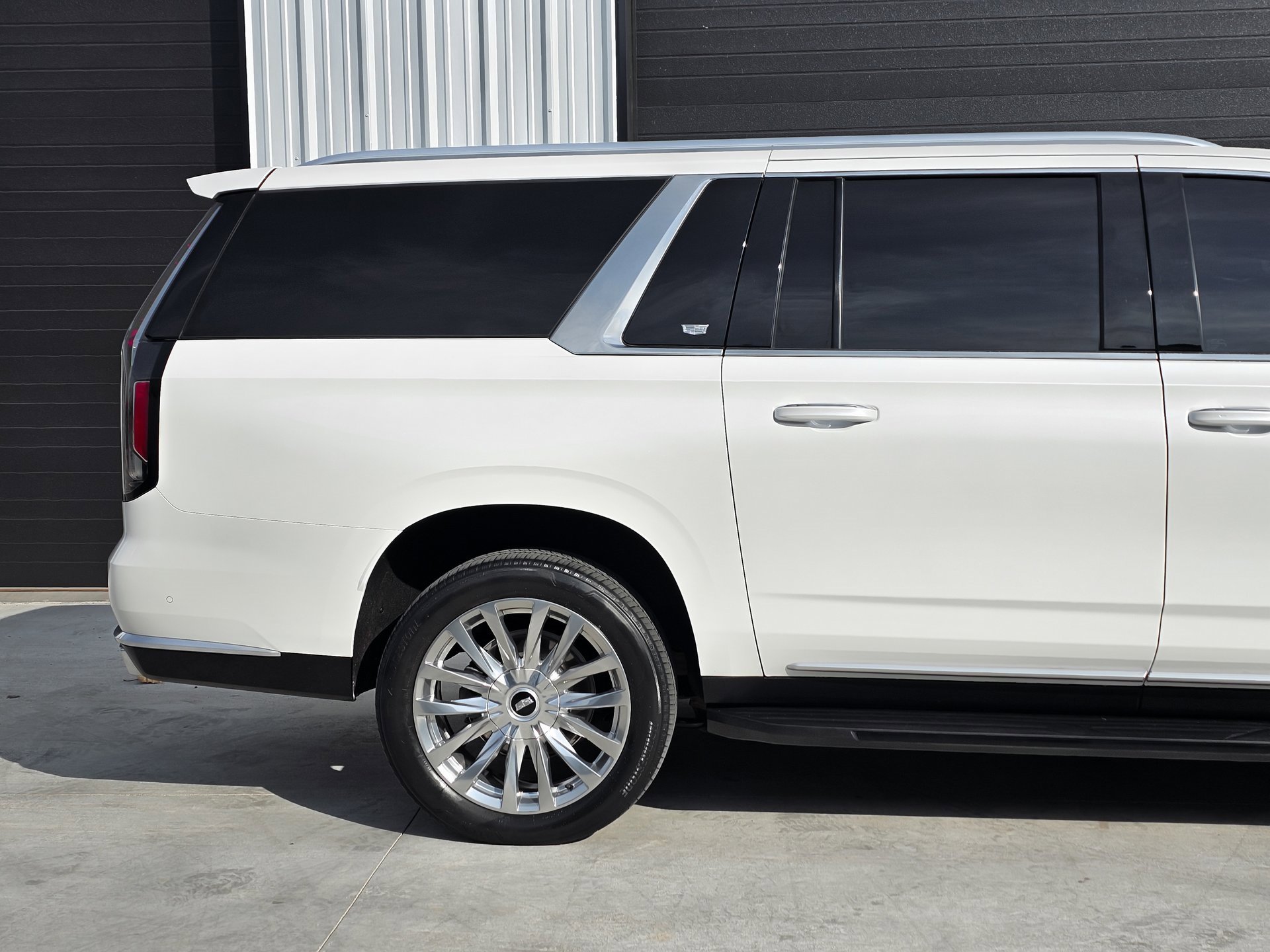 Used 2022 Cadillac Escalade ESV Premium Luxury w/ LPO, Floor Liner Package image 21