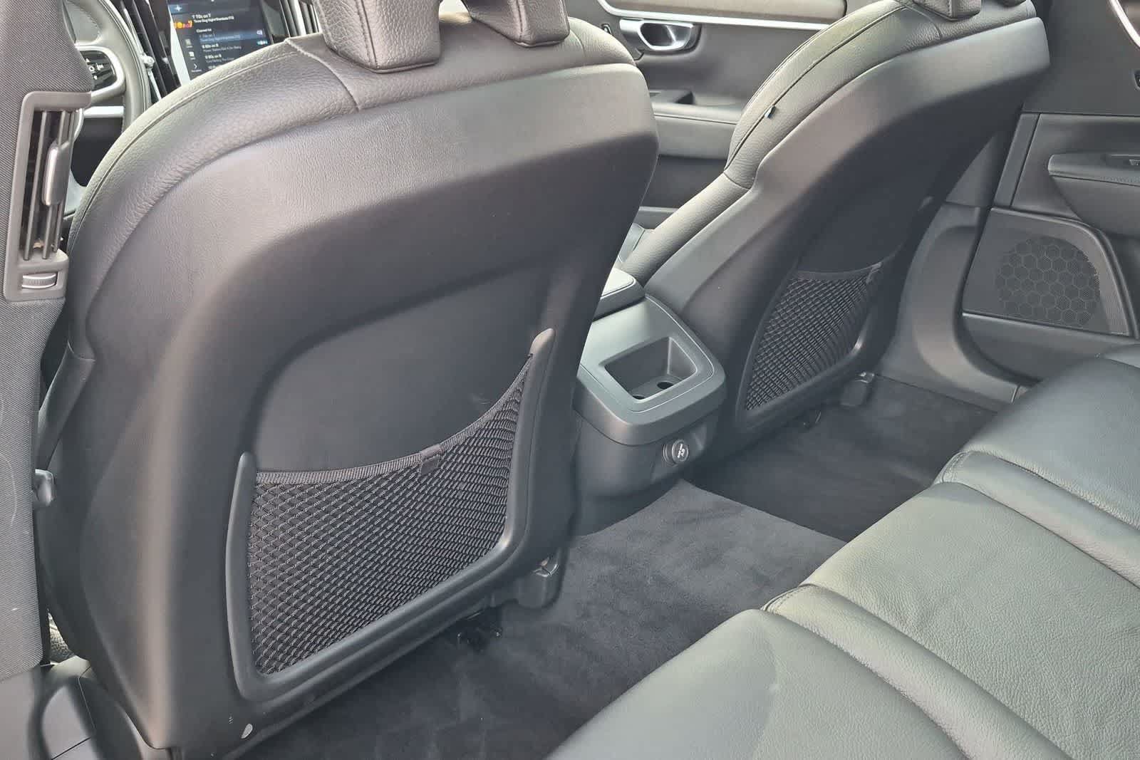 Used 2019 Volvo V90 T6 Cross Country AWD/4WD image 18