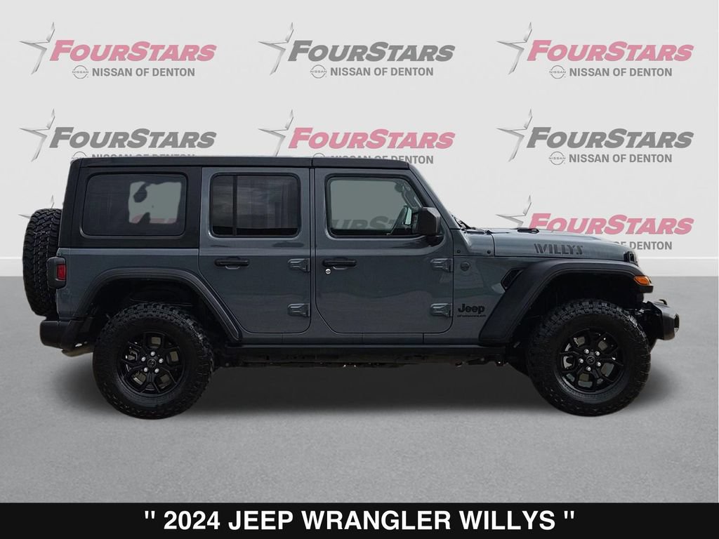 Used 2024 Jeep Wrangler Unlimited Sport AWD/4WD image 3