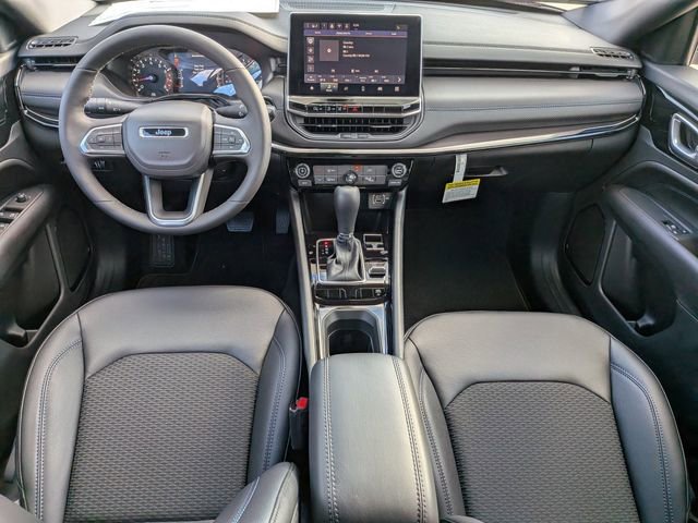 New 2026 Jeep Compass Latitude AWD/4WD image 15