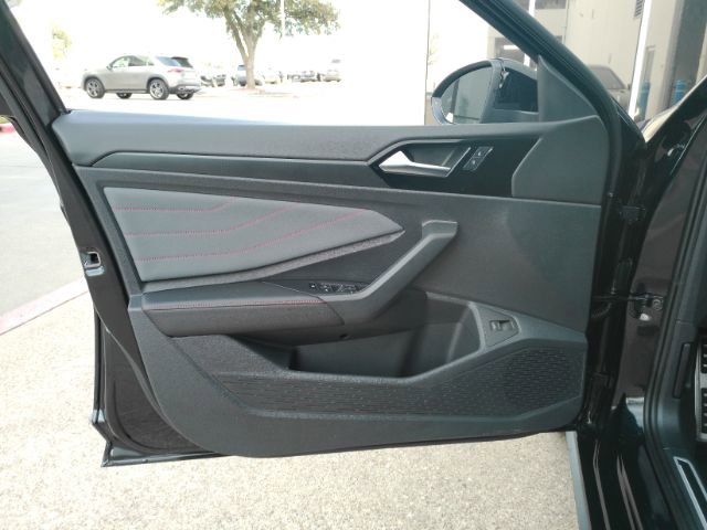 Used 2025 Volkswagen Jetta GLI Autobahn FWD image 15