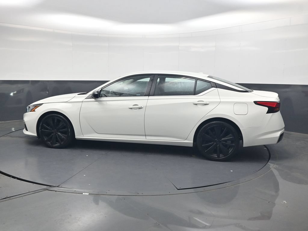 Used 2022 Nissan Altima 2.5 SR FWD image 7