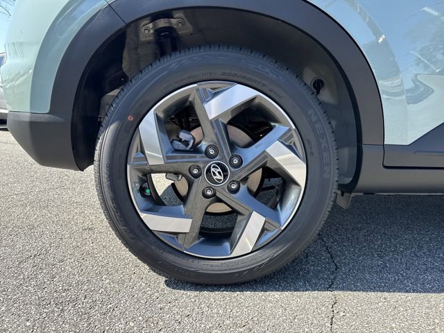 New 2026 Hyundai Venue SEL FWD image 17
