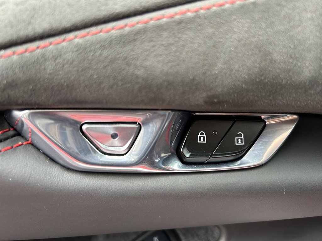 Certified 2021 Chevrolet Corvette Stingray Premium Conv w/ Z51 Performance Package image 60