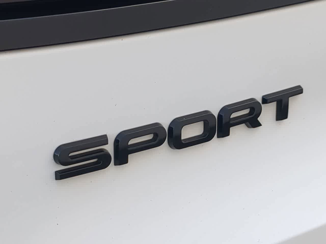 Used 2024 Land Rover Range Rover Sport Dynamic SE image 12