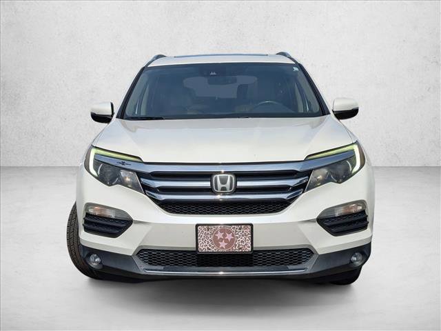 Used 2017 Honda Pilot Elite image 2