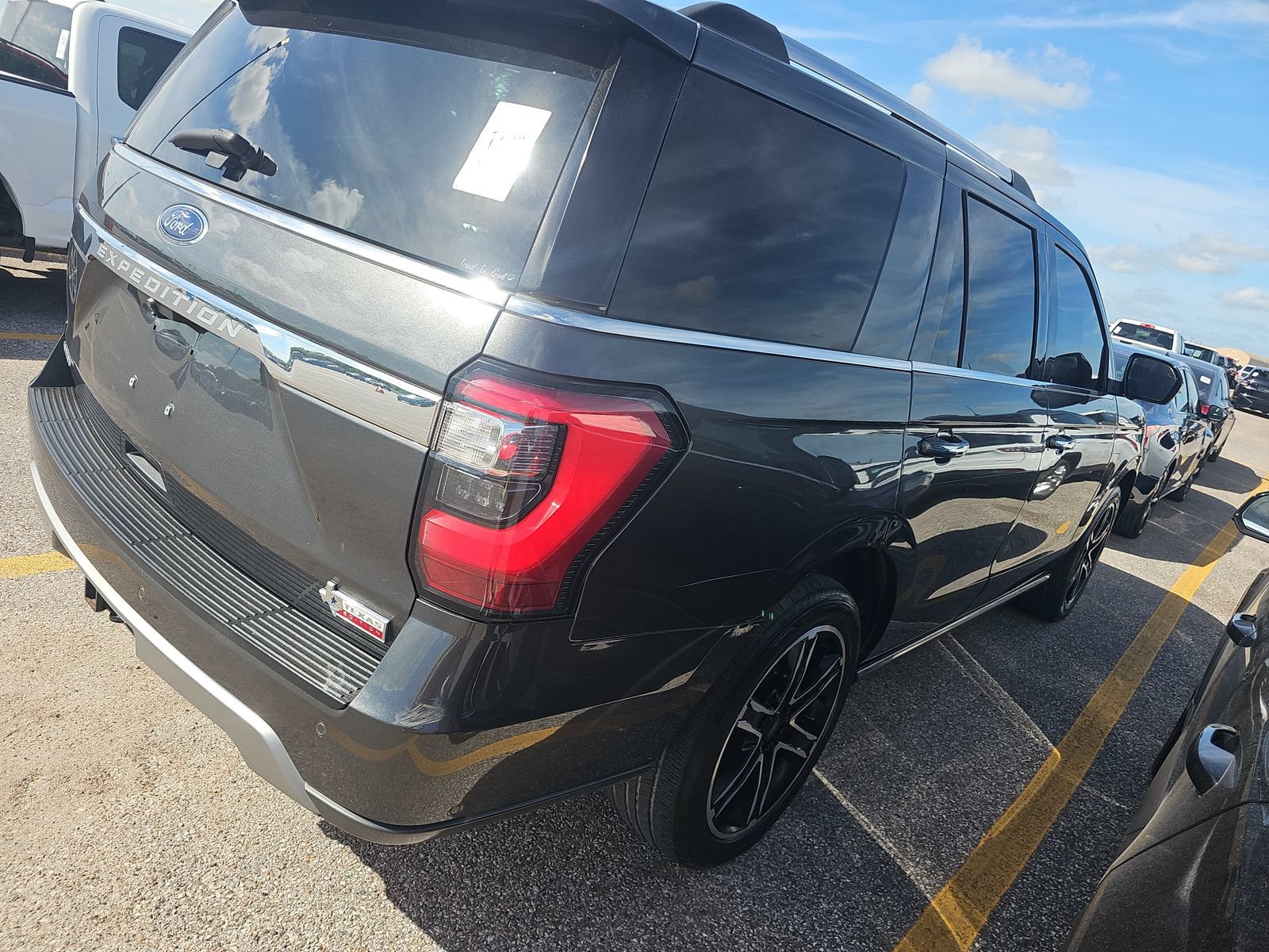 Used 2020 Ford Expedition Limited w/ Texas Edition Package RWD image 6