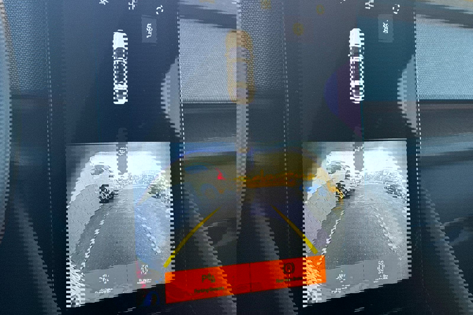 Used 2023 Polestar Polestar 2 w/ Pilot Pack image 19