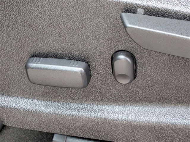 Used 2015 Chevrolet Colorado Z71 image 18