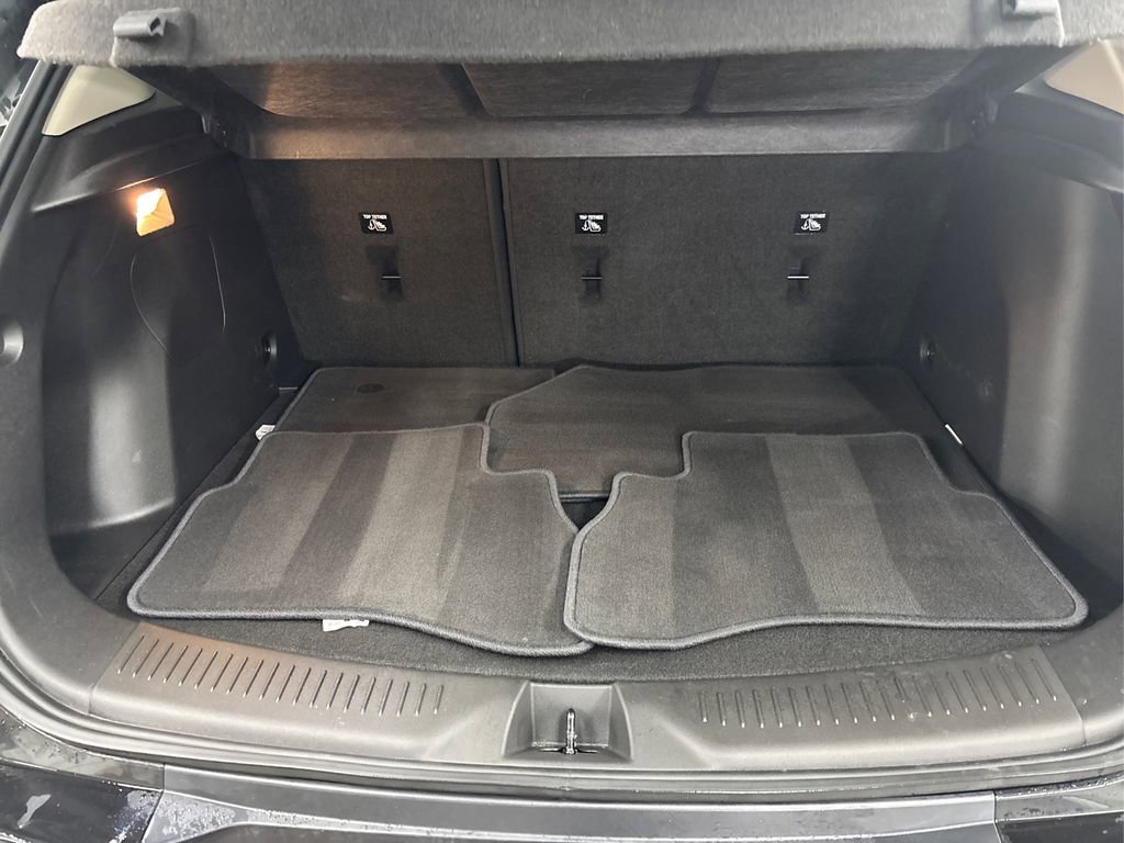 Used 2023 Buick Encore GX Essence w/ Experience Buick Package image 11