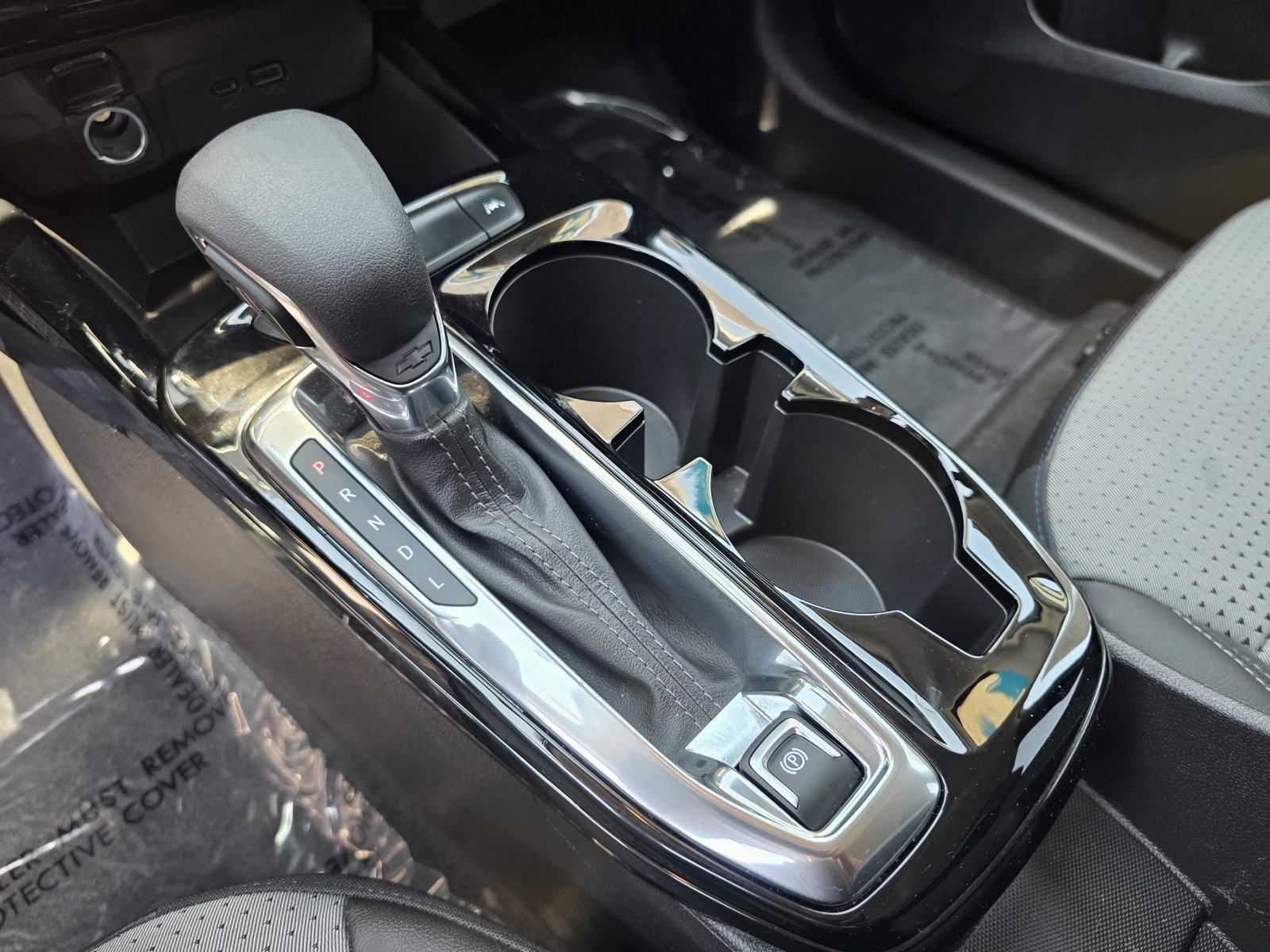 Certified 2025 Chevrolet Trax LT w/ Driver Confidence Package image 26