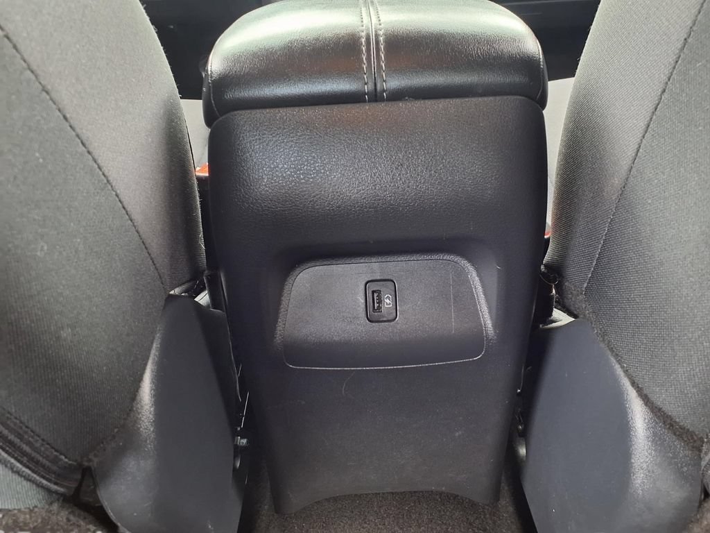 Used 2024 Nissan Sentra SV FWD image 24