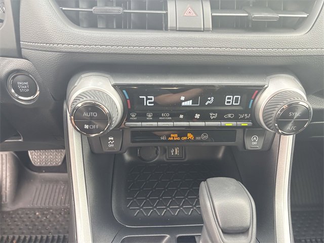 Used 2025 Toyota RAV4 XLE w/ Convenience Package image 21