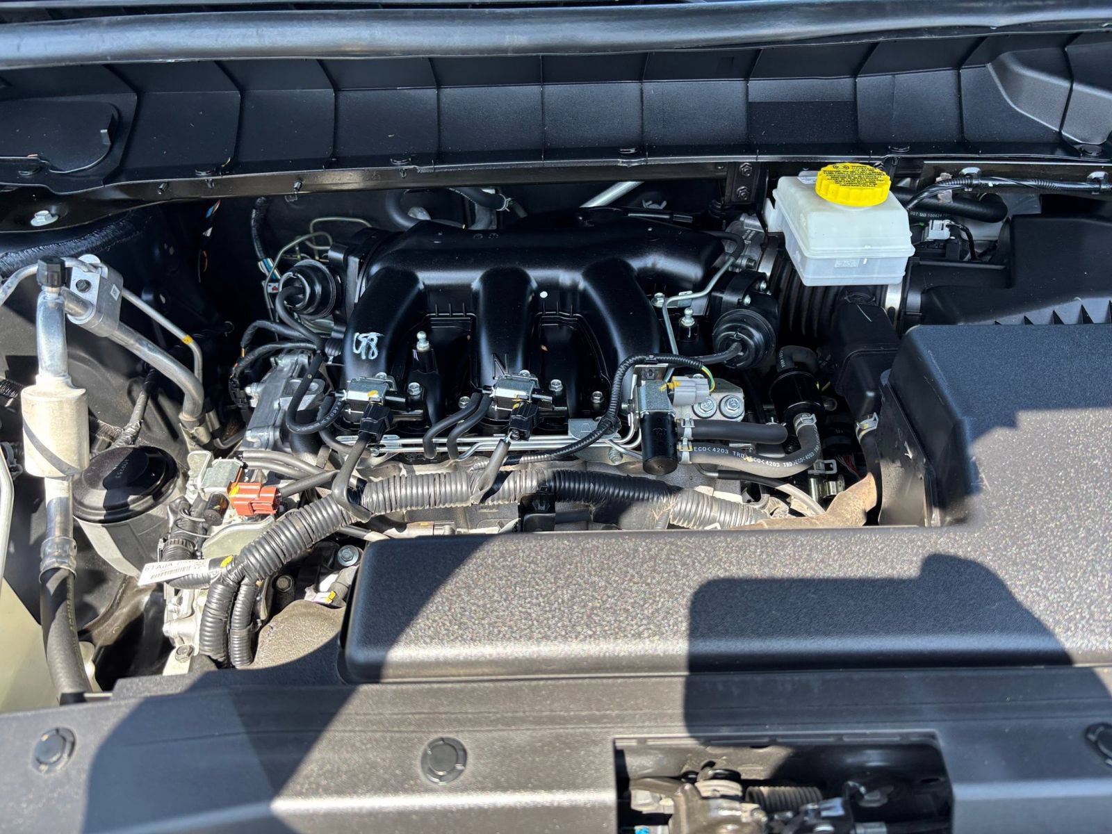 Used 2025 Nissan Pathfinder SV AWD/4WD image 30