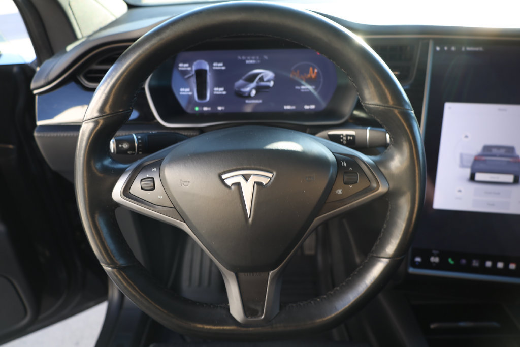 Used 2018 Tesla Model X 100D AWD/4WD image 13