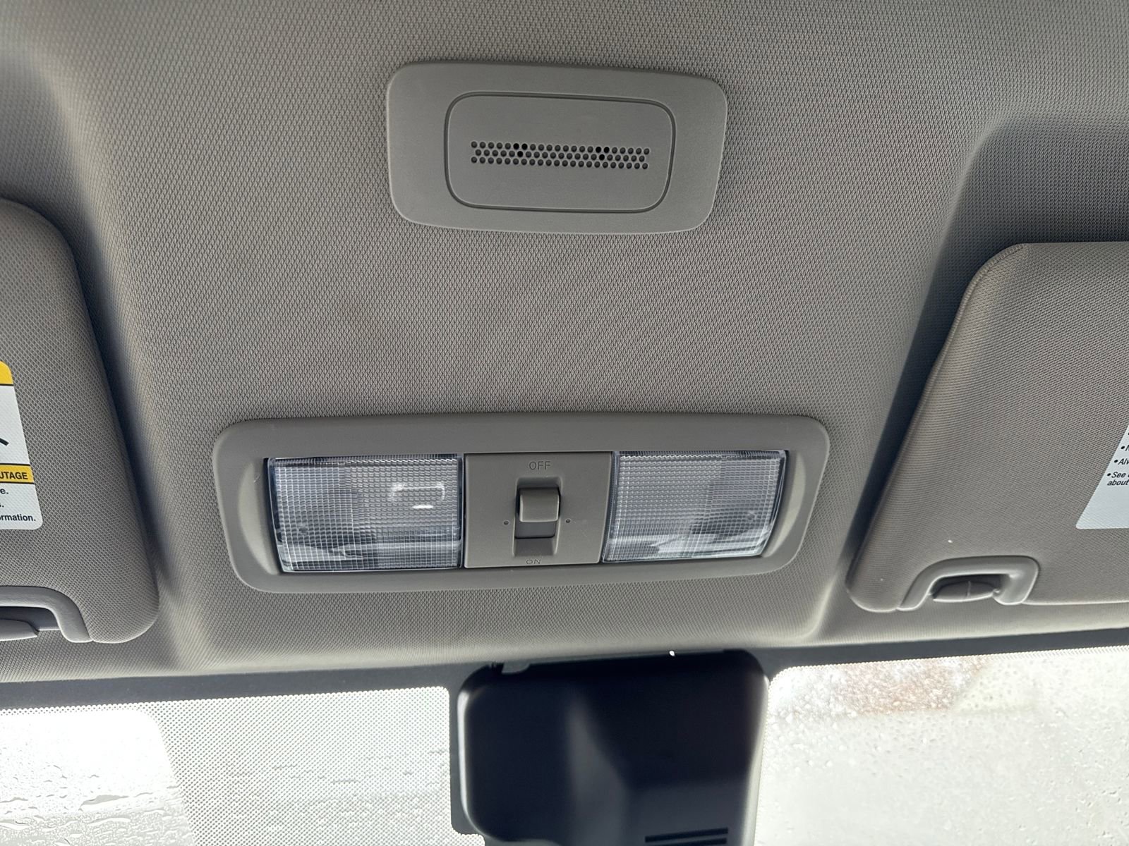 Used 2025 Nissan Frontier S image 21