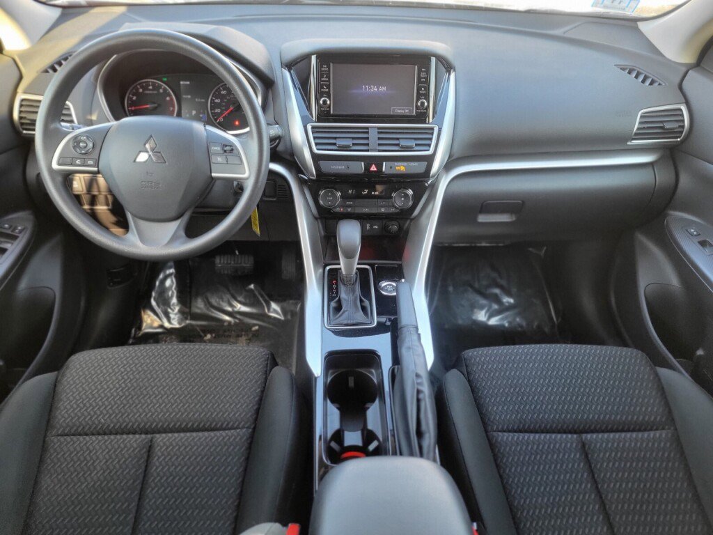 Used 2019 Mitsubishi Eclipse Cross ES image 10