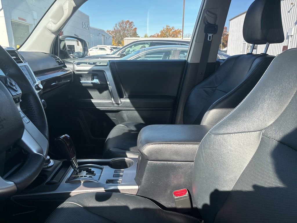 Used 2022 Toyota 4Runner Limited image 18