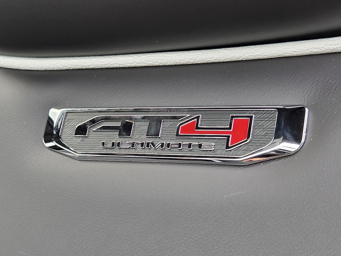 New 2026 GMC Yukon AT4 Ultimate AWD/4WD image 13