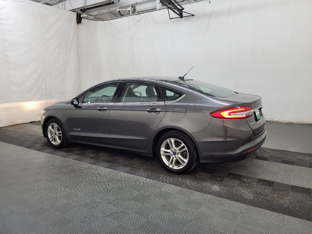Used 2018 Ford Fusion S image 3