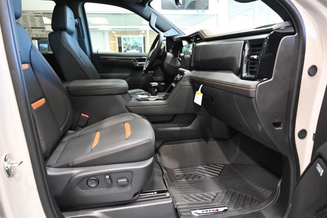 New 2026 GMC Sierra 1500 AT4 w/ Technology Package AWD/4WD image 13