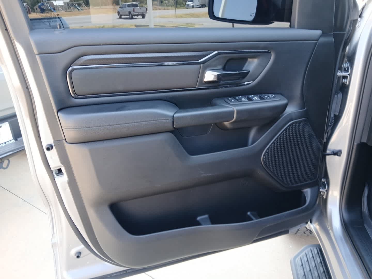 Used 2024 RAM 1500 Big Horn AWD/4WD image 12
