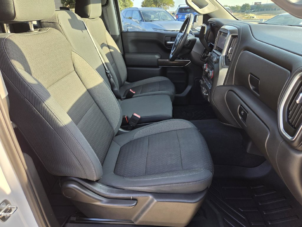 Used 2019 Chevrolet Silverado 1500 LT w/ Texas Edition RWD image 11