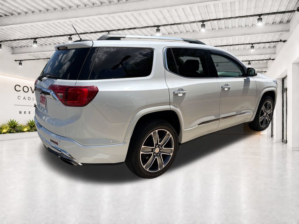 Used 2019 GMC Acadia Denali w/ Technology Package FWD image 10