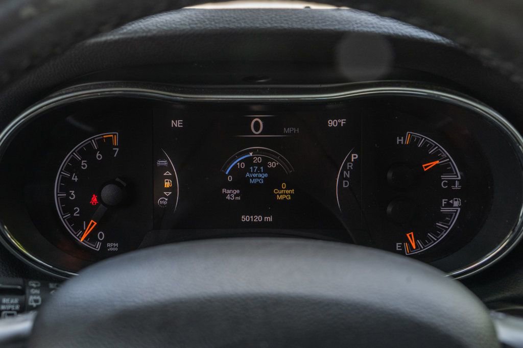 Used 2020 Jeep Grand Cherokee Limited w/ Luxury Group II RWD image 17
