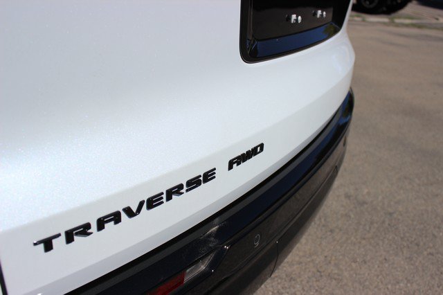 Used 2026 Chevrolet Traverse RS AWD/4WD image 5